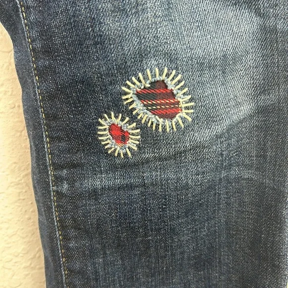 Lucky Brand Zoe Straight Leg Patch Design Jeans 2 - Picture 4 of 10